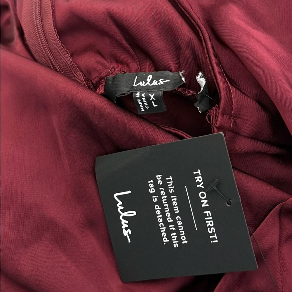 NWT LULUS Burgundy Satin Mockneck Sleeveless Formal Wedding Guest Maxi Gown XL - Picture 7 of 9